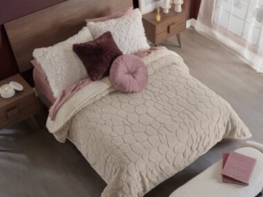 89916 COBERTOR EVEREST AVELLANA MAT XL